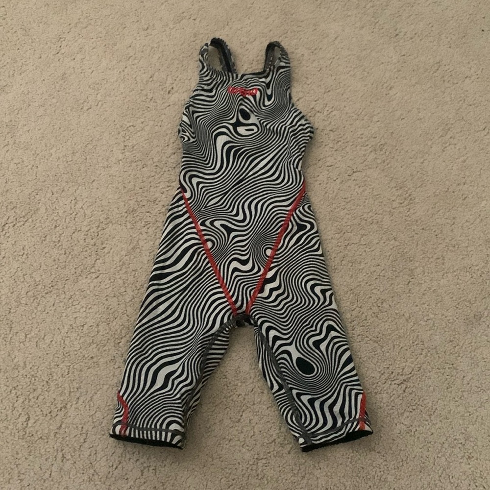 Arena 12u Tech Suit